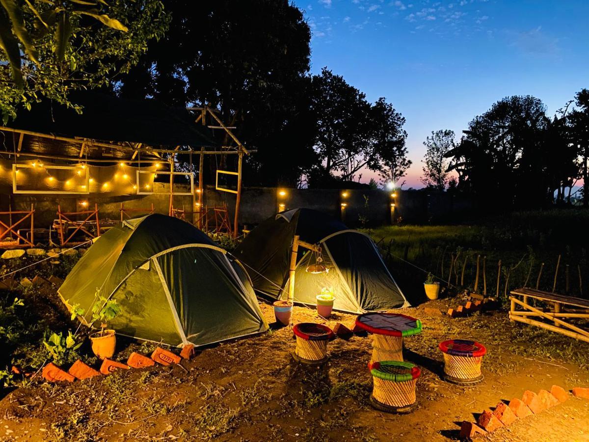 Sun N Soil Backpacker Hostel Lachhiwala Eksteriør bilde