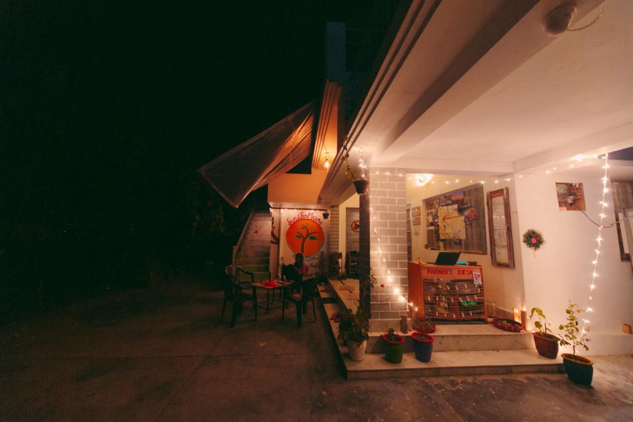 Sun N Soil Backpacker Hostel Lachhiwala Eksteriør bilde